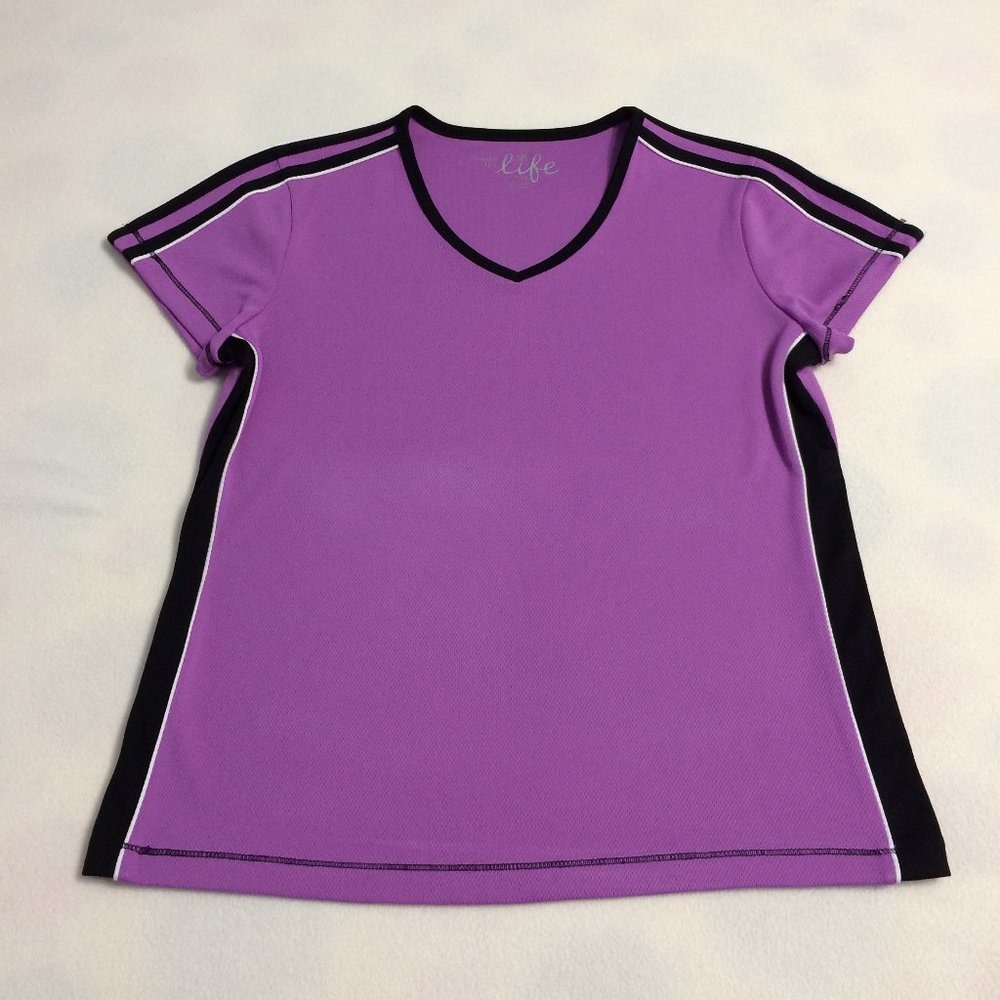 NWOT - Petite Tee